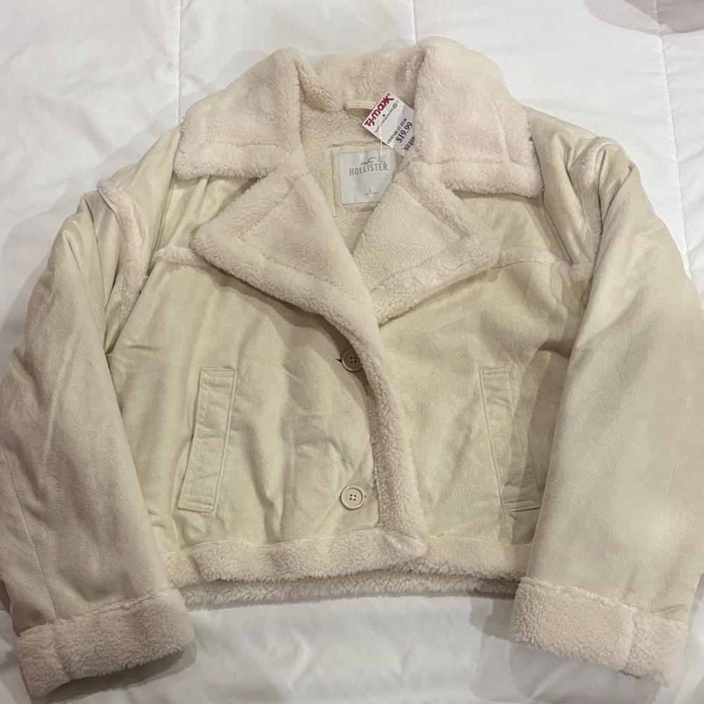 Hollister Puffer Jacket